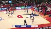 相当稳定！约克点飞齐麟防守，三分自信命中